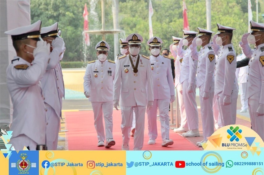 Menteri Perhubungan Republik Indonesia Melantik 320 Perwira Transportasi Sekolah Tinggi Ilmu Pelayaran Angkatan 59